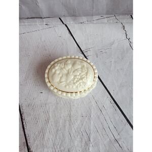 Lenox 1998 Fruits Of Life Ivory And Gold Trim Lidded Trinket Box READ